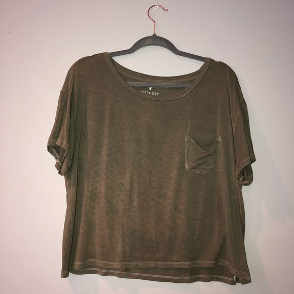 American Eagle Outfitters Tops - 🌻 American eagle green T-shirt